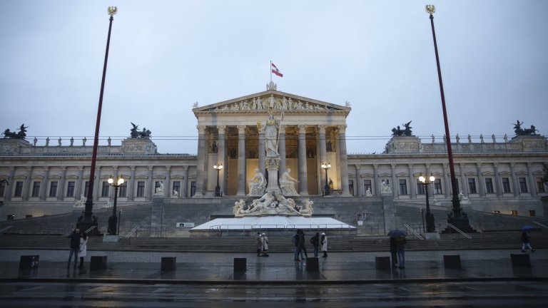 Австрия въвежда таван на цените на горивата
