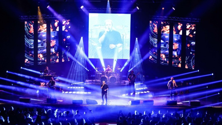 Б.Т.Р. ще премине през най-големите сцени в страната с Tour 2026 