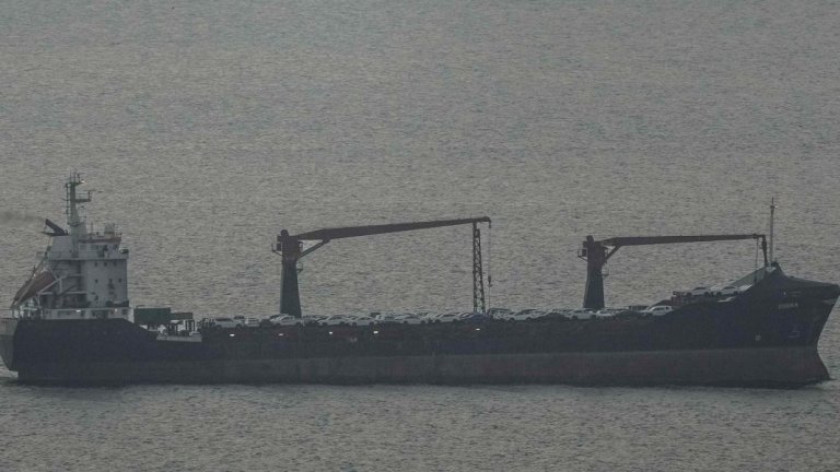 Кораб с пшеница потъна в Азовско море, има жертва и двама в неизвестност