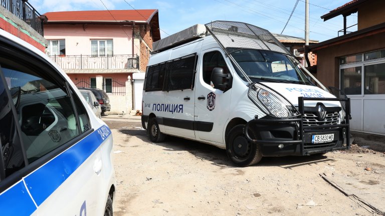 Задържаха съпругата на Киро Японеца, заляла журналисти със студен чай