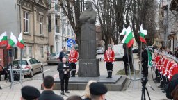 Русе отбеляза 133 години от смъртта на Баба Тонка