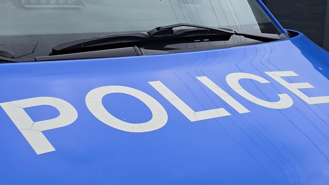 Задържаха мъж за кражба от супермаркет във Варна