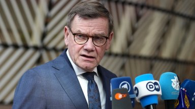 САЩ и Иран подготвят пряка среща в Пакистан в опит да сложат край на конфликта