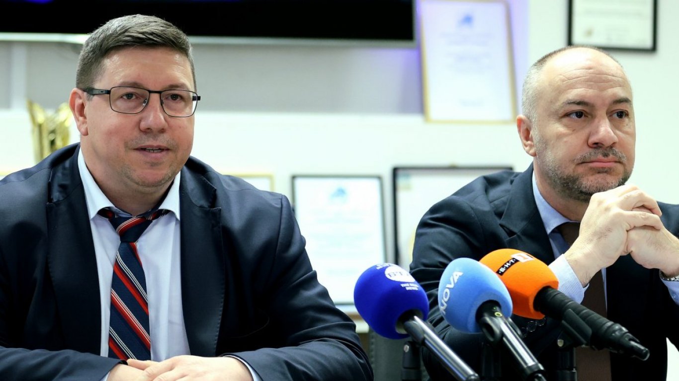 Двама са обвиняеми за откритите 250 кг дрога в гараж в София, предназначени за трафик