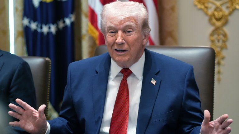 Тръмп пред труден избор след месец война с Иран