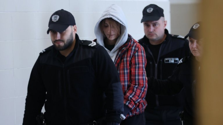 Галина пред съда: Намушках германците в интерес на обществото, искам домашен арест