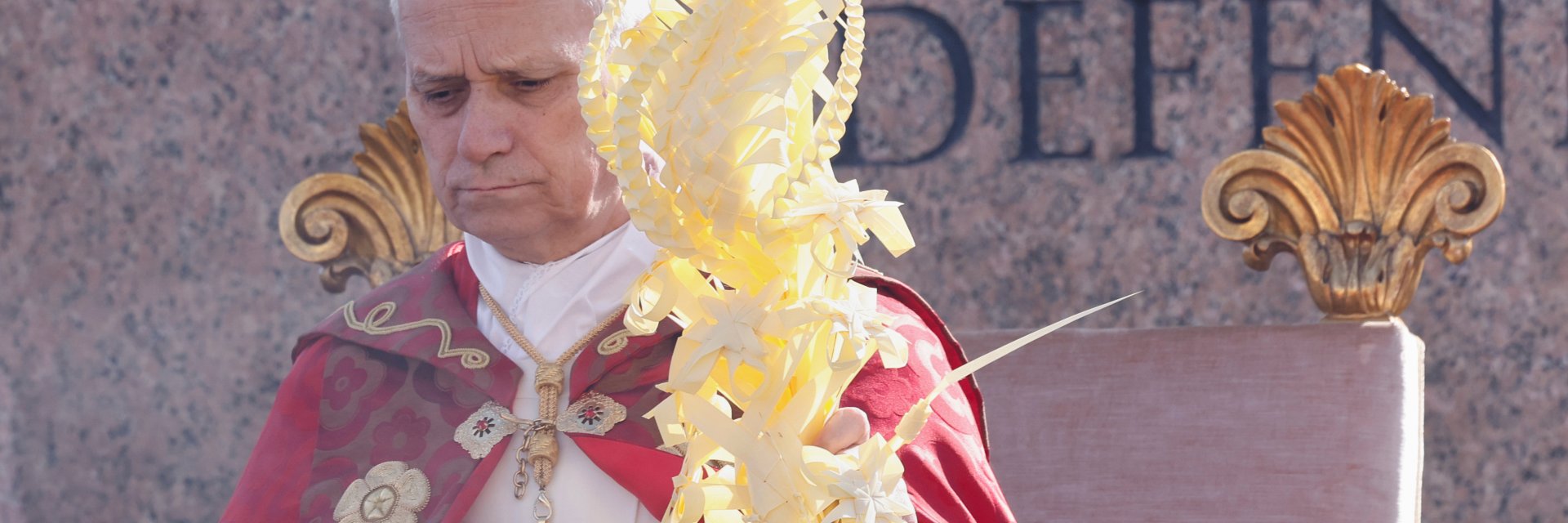 Папата на Цветница: Бог не чува молитвите на лидери, които водят войни (снимки) 