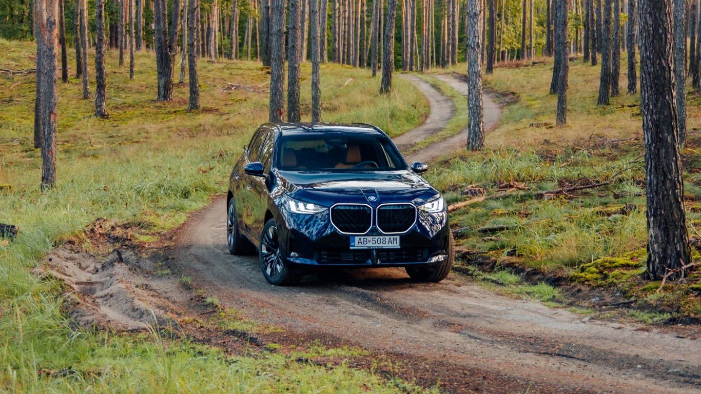 BMW X3 радва шофьорите с 3,0-литров 6-цилиндров турбодизелов двигател