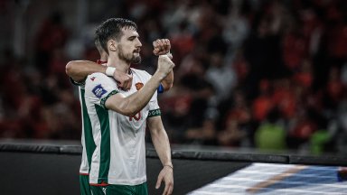 Марин Петков вкара гол при победа на отбора му в Саудитска Арабия