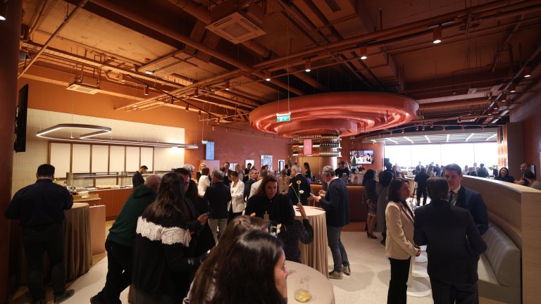 Нов първокласен бизнес салон отвори врати на Терминал 2 на Летище "Васил Левски” – София