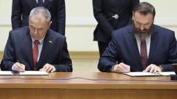 Вкарваме украинския език в обучението  в училище, готвим преглед на учебниците по история