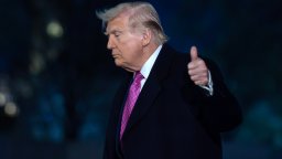 Тръмп: Купувайте наш петрол или съберете закъснял кураж и си набавяйте сами през Ормуз