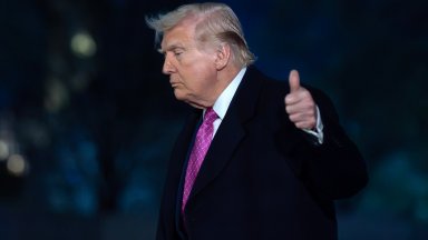 Тръмп: Купувайте наш петрол или съберете закъснял кураж и си набавяйте сами през Ормуз