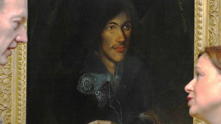 Той пръв написа "за кого бие камбаната" и пръв употреби думата "секс" 