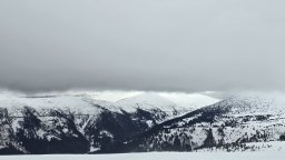 Опасно време в планините, условията за туризъм са лоши