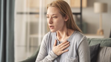 Болка в гърдите: Кога не е причинена от сърцето?