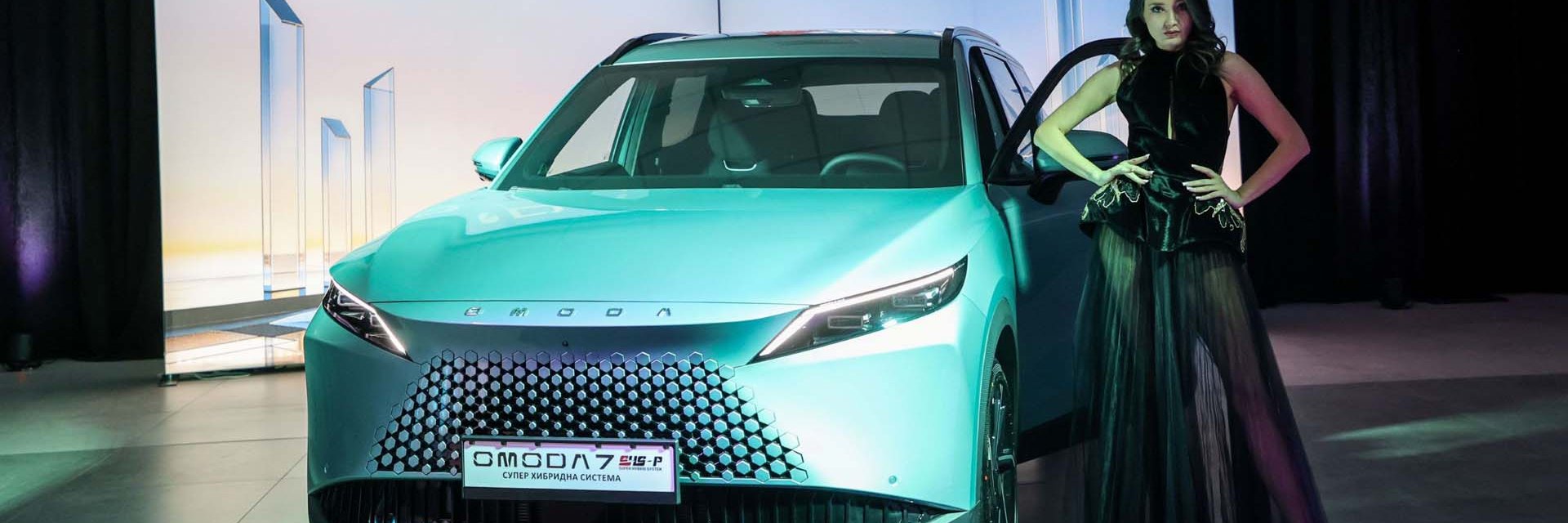 Нов китайски SUV дебютира у нас с автономен пробег до 1200 км