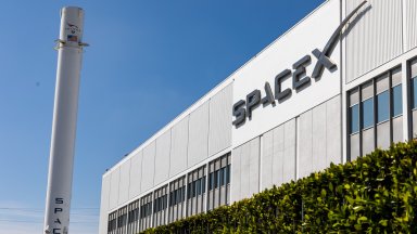 Пътят на Мъск към $1 трлн.: SpaceX подаде документи за рекорден борсов дебют