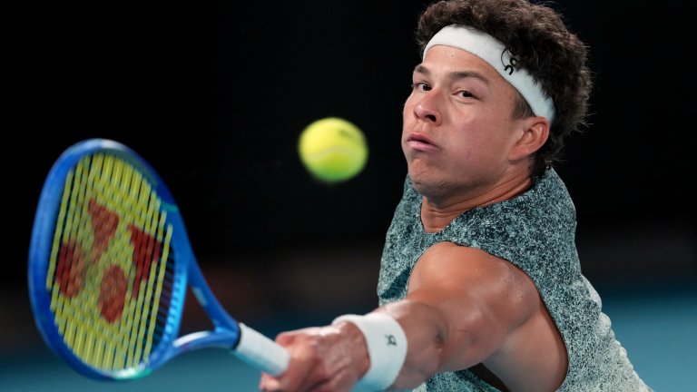 Американските тенисисти вървят по план в Хюстън