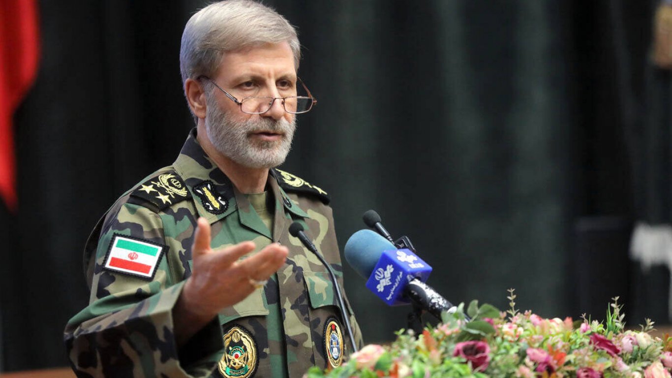 Иранският военен щаб: Никои врагове няма да оцелеят, ако опитат сухопътна операция