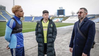 "Левски" помогна на свой млад фен със средства от глобите на играчите