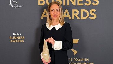 Петя Димитрова е носител на специалното отличие "CEO на 2026" от 15-тото издание на Forbes Business Awards