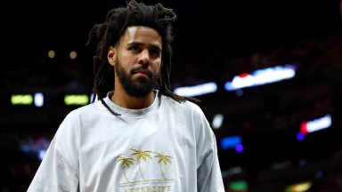 Култовият рапър Джей Коул ще играе професионално баскетбол за Маймунските крале