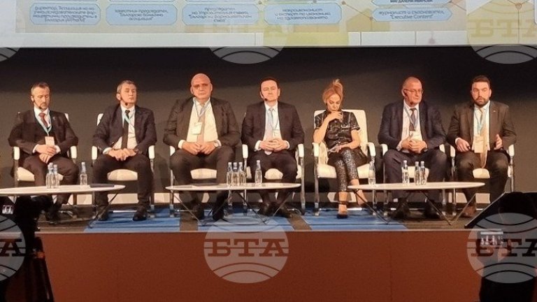 България прави здравеопазване с 1000 евро на човек, системата ще иска още ресурс