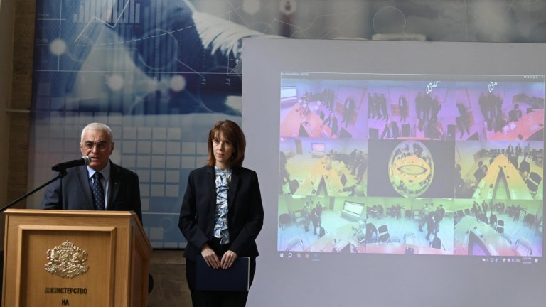 Генерираха хеш кода на машините за гласуване (снимки)