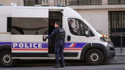 Франция забрани голямо мюсюлманско събиране в Париж заради риск от тероризъм