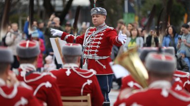 София празнува 147 години от обявяването си за столица на България (снимки)
