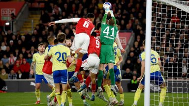 Арсенал катастрофално отпадна за Купата срещу втородивизионен отбор