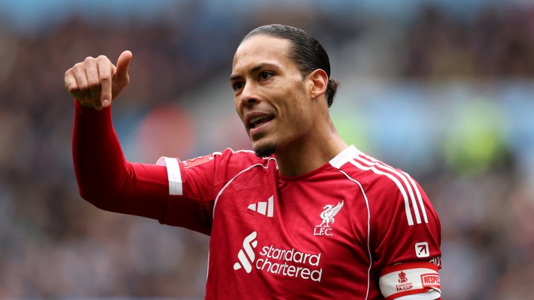 Ван Дайк се извини на феновете на Ливърпул: Предадохме се