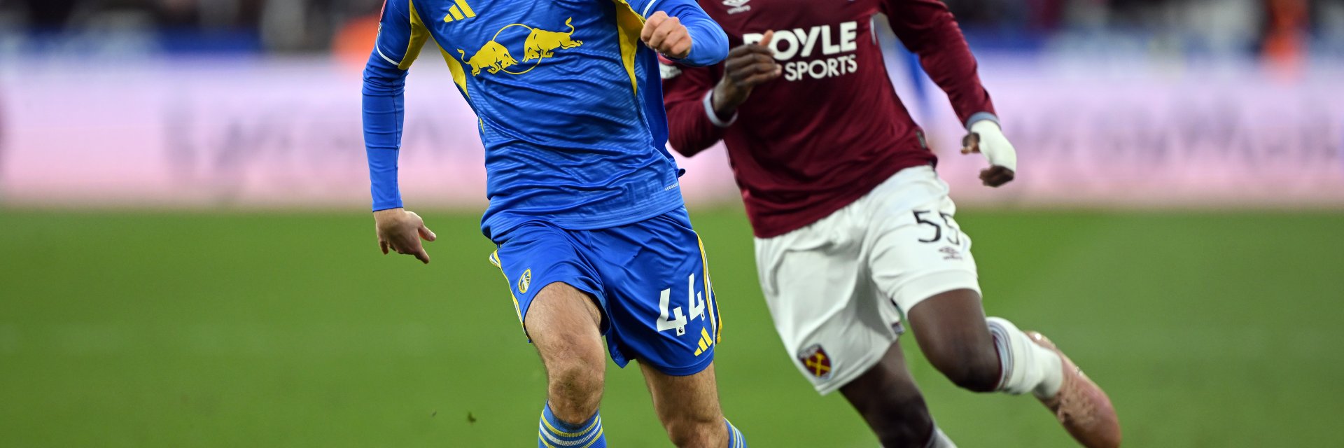 Груев игра близо час, а Лийдс е на полуфинал след 39-годишна пауза