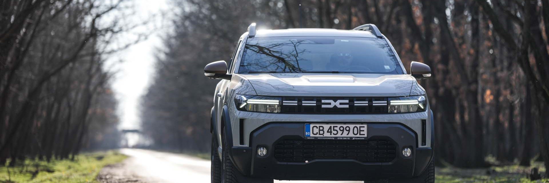 Dacia посреща високите цени на горивата с икономичен хибрид на газ