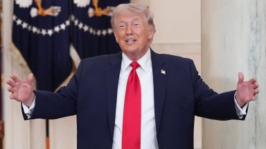 Тръмп обви в религиозна реторика спасяването на американския пилот в Иран