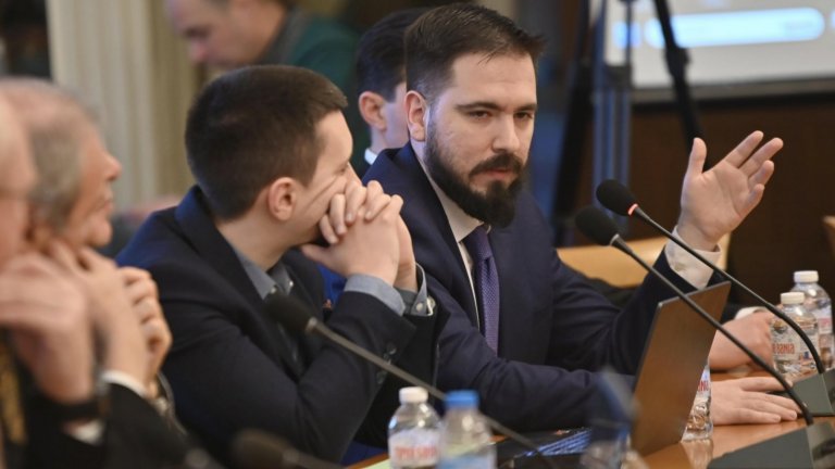 Икономист: При затворен още месец Ормуз, вървим към криза като при COVID локдаун