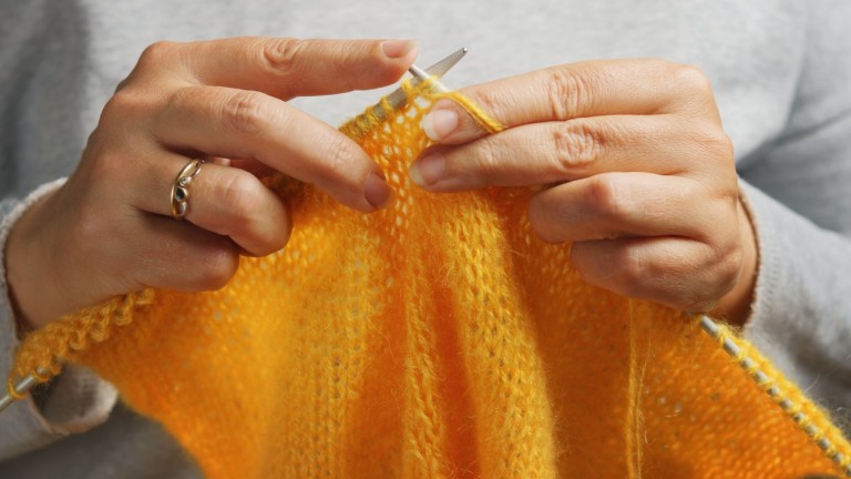 От хоби до терапия: Как плетенето променя мозъка и настроението