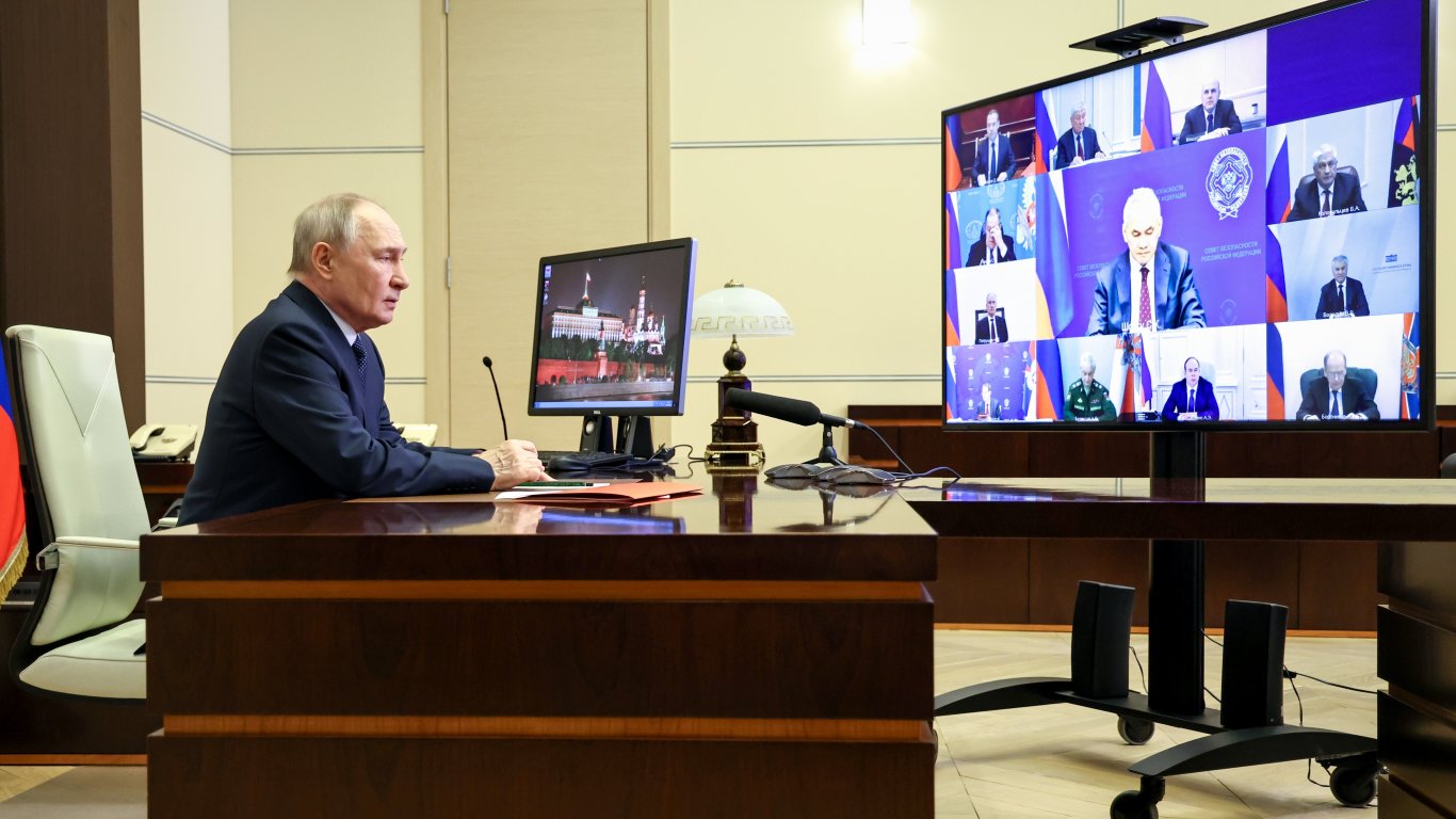 Доверието към Путин спада според Института за изследване на войната
