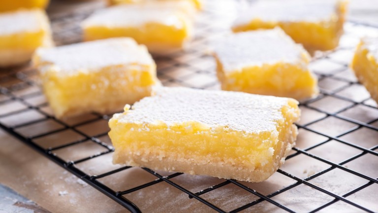 Лимонови сладкиши с хрупкава основа