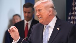 Тръмп: Иран може да бъде унищожен за една нощ и и тази нощ може да е следващата