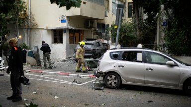 Техеран порази десетки цели в Тел Авив с касетъчни бомби (видео)