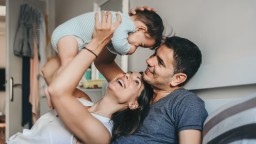 Това са трите зодии, които стават родители на по-късен етап от живота си