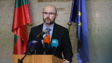 Янкулов поиска дисциплинарно производство срещу Емилия Русинова заради връзки с Петьо Еврото