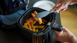 Революцията в кухнята: Как еърфрайърът променя начина, по който готвим