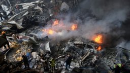 Най-мощната израелска атака разтърси Ливан, има стотици жертви