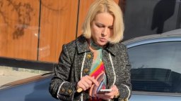 МВР санкционира прокурорката, влязла в спор с шофьор и карала в насрещното в София