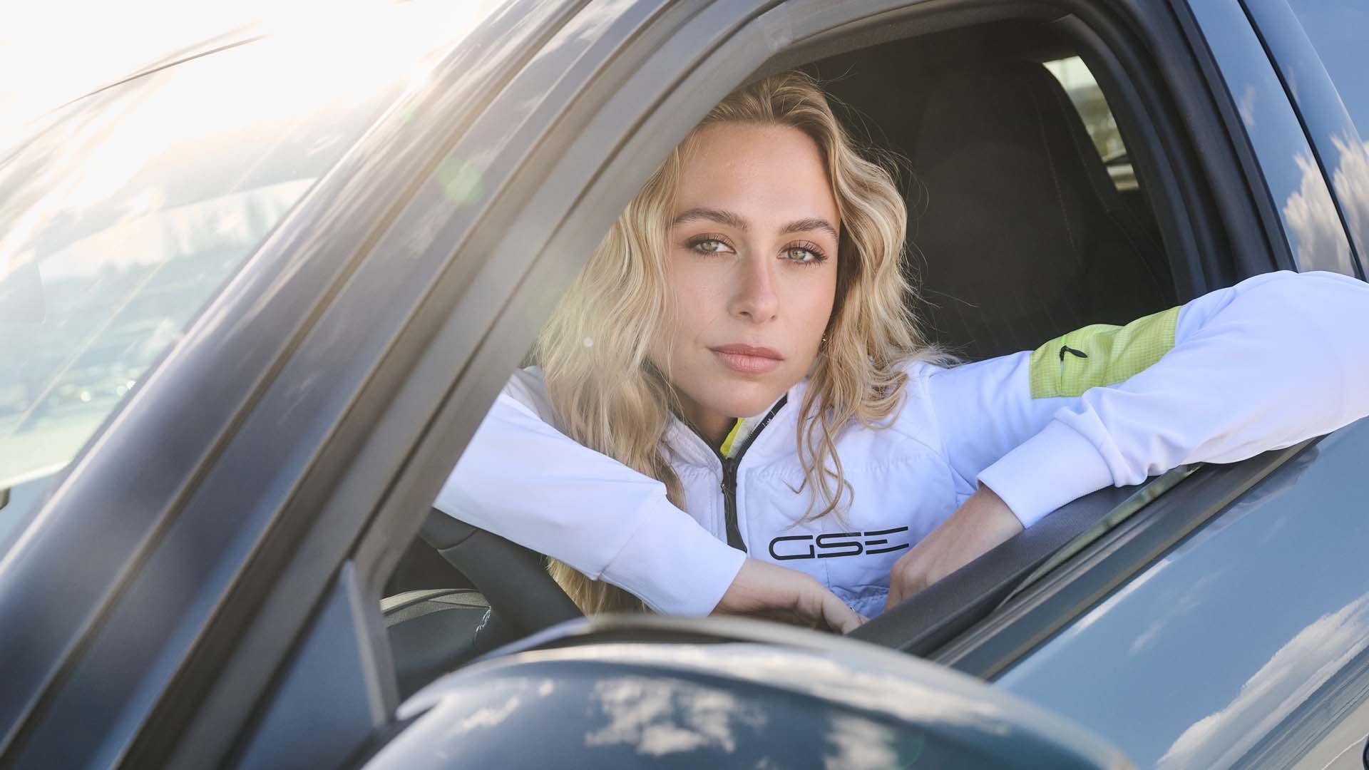 Софѝя Фльорш