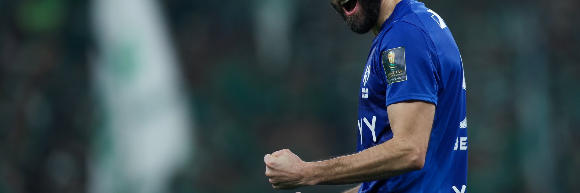 Бензема избухна с хеттрик и качи тима си в подножието на върха