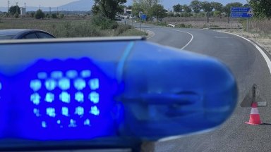 Катастрофа със загинал затруднява движението по Подбалканския път